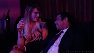 Athletic Shemale Casey Kisses Gets Missionary Bang - tonton porn baru percuma REDPORN.TOP