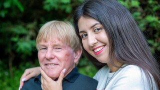 Felix and Katty's Kissing Game - exclusieve porno REDPORN.TOP