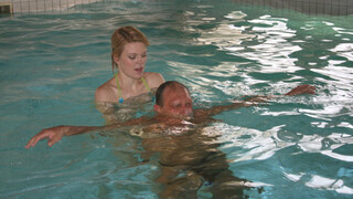 Young and Old in the Pool - ekskluzywne porno REDPORN.TOP