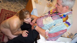 Masturbating in the Bathroom with Maggie - pornografi eksklusif REDPORN.TOP