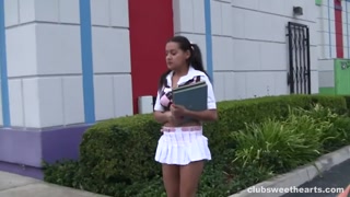 European teen Selma Sins sucks cock in school - exklusiver Porno REDPORN.TOP