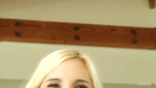 Behind the Scenes with Super Cute Piper Perri - ekskluzywne porno REDPORN.TOP