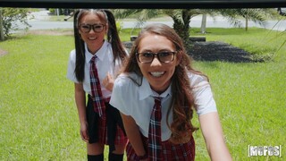 Petite Lulu, Mackenzie, and Tyler in a POV - 新しいポルノを無料で見る REDPORN.TOP