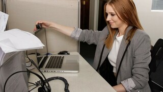 Robby Echo's Sexy Secretary Encounter - exclusive porn REDPORN.TOP
