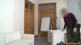 Office sex with tall teen - blowjob & doggy - pornô exclusivo REDPORN.TOP