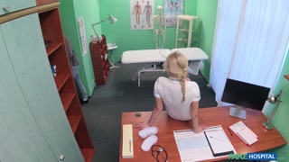 Medical Experiment Ends in Amateur Fuck - porno esclusivo REDPORN.TOP