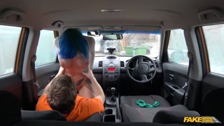 Car Sex: Blue Haired Girl Gets Anal and Cum on Pussy - exklusiver Porno REDPORN.TOP