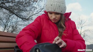 Amateur Blonde Takes Cumshot After Rough Missionary - watch new porn for free REDPORN.TOP