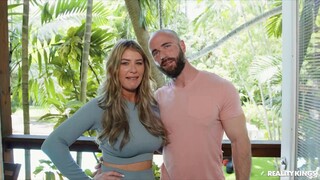Reverse Cowgirl and Deepthroat with an Athletic Chick - porn eksklusif REDPORN.TOP
