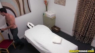 Natural Tits Kehlani Sucks and Rides - porno esclusivo REDPORN.TOP