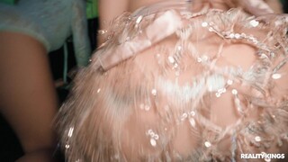 New Year’s Eve Sex Party with Latina and Arab Babes - watch new porn for free REDPORN.TOP