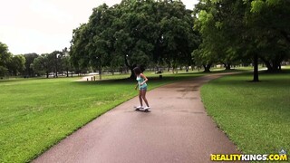 Amateur Outdoor Fucking with Facial - watch new porn for free REDPORN.TOP