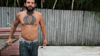 Yard Doggystyle Fun - ексклюзивне порно REDPORN.TOP
