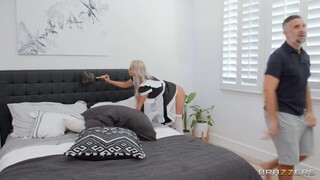 Deepthroat Queen Maid Jordan Maxx Takes Keiran Lee's Load - porno esclusivo REDPORN.TOP