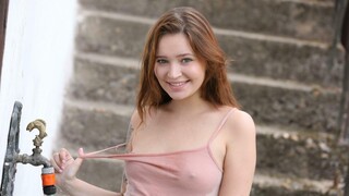 European Teen Bliss in the Garden - pornô exclusivo REDPORN.TOP