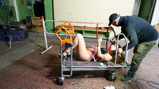 Mila Fox rides sex toy hard in rough BDSM play - pornografi eksklusif REDPORN.TOP