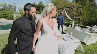 Blonde BrideZZilla Fucked Hard in Wedding Threesome Part 3 - ดูหนังโป๊ใหม่ฟรี REDPORN.TOP