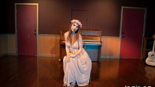 Stage for One Woman - watch new porn for free REDPORN.TOP