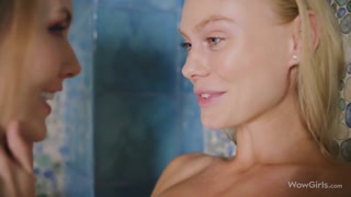 Finger Licking Pussy in the Bathroom - 独家色情 REDPORN.TOP