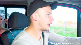 Wild Van Orgy – Johnny Wang Pounds Ginger Mi & Dane - porno esclusivo REDPORN.TOP