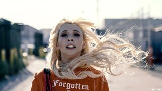 Brunette Abigail Mac Punishes Blonde Kenzie Reeves - Natural Tits & Beautiful Ass - ексклюзивне порно REDPORN.TOP