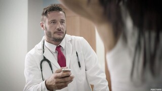 Doctor Danny Pounds Petite Kira Noir's Tight Ass - porno exclusiv REDPORN.TOP