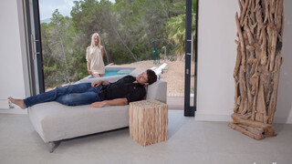 Fucking with a View - Uma Z Loves It Rough - exklusiver Porno REDPORN.TOP