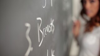 Young Schoolgirl Alliyah Sky Teases Tommy Gunn in Class - pornografi eksklusif REDPORN.TOP