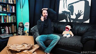 Brunette Babe Masturbates in Puppet Fantasy - porno exclusif REDPORN.TOP