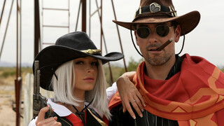 Shaved Blonde Emma Hix Takes Big Cock Cowgirl - exclusive porn REDPORN.TOP
