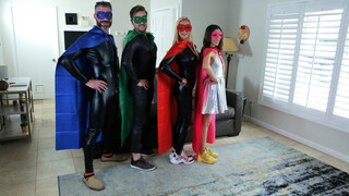 Superhero Event Turns Wild - Petite MILFs in Panties Take Multiple Cocks - exkluzivní porno REDPORN.TOP