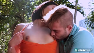 Outdoor Sex with Asian Amateur Emerald Loves - phim khiêu dâm độc quyền REDPORN.TOP