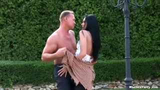 Hot Blonde Threesome – Outdoor Pool Sex with Toys - 독점 포르노 REDPORN.TOP