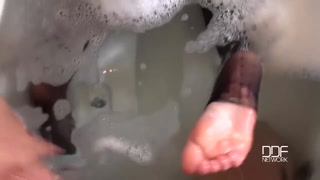 Nikky Dream's Foot Fetish & Shower Pleasures POV - porno exclusiv REDPORN.TOP