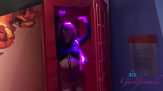 Horny Brunette Aliya Brynn – Behind the Scenes Fuck - exklusiver Porno REDPORN.TOP