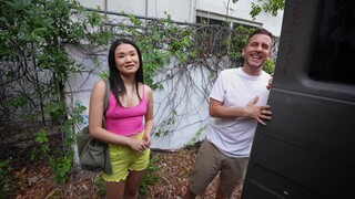Outdoor Car Sex: Sakura Lin Swallows Tony’s Cock Then Gets Fucked Sideways - หนังโป๊พิเศษ REDPORN.TOP