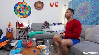 Gamer Girl's Wild Ride: Cumshot and Spanking - pornô exclusivo REDPORN.TOP