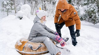 European Teen Handjob in the Snow - 独占ポルノ REDPORN.TOP