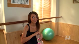 Teacher Alexis Brill POV Gym Session with Tools - porno exclusif REDPORN.TOP