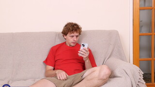 Stepson Gets a Surprise: Stepmom is a Porn Star on mature.nl - ekskluzywne porno REDPORN.TOP