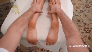 MILF Next Door Can't Get Enough of Foot Play - exclusive porn REDPORN.TOP