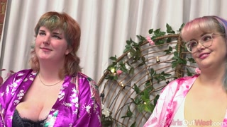 Glasses and Gams with Daiquiri Rose & Nicole G - exclusieve porno REDPORN.TOP