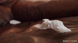 Big Tit Housewife Wants a Cock - ekskluzywne porno REDPORN.TOP