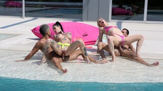  Tattooed MILFs in Rimming & Cum Swapping  - exklusiver Porno REDPORN.TOP