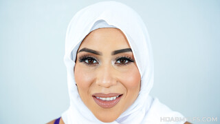Hijab Babe Carmela Clutch Gagged by Thick Cock - Swallow Cum - porno esclusivo REDPORN.TOP