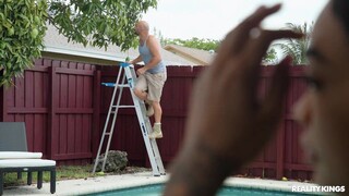 jmac Dominates Harley Dean with Deep Throat on a Ladder - schau neue Pornos kostenlos REDPORN.TOP