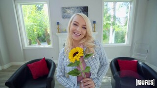 Carmen's Skirt Gets Lifted - nonton porno baru gratis REDPORN.TOP