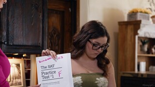Glasses-Wearing Stepmom Sits on Leana's Face - watch new porn for free REDPORN.TOP