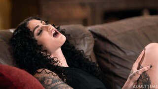 Black Girl's Small Tits Get Sucked - oglądaj nowe porno za darmo REDPORN.TOP
