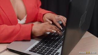 Glasses and Big Tits at Work - porno exclusivo REDPORN.TOP